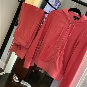 Juicy couture. Jogging suit